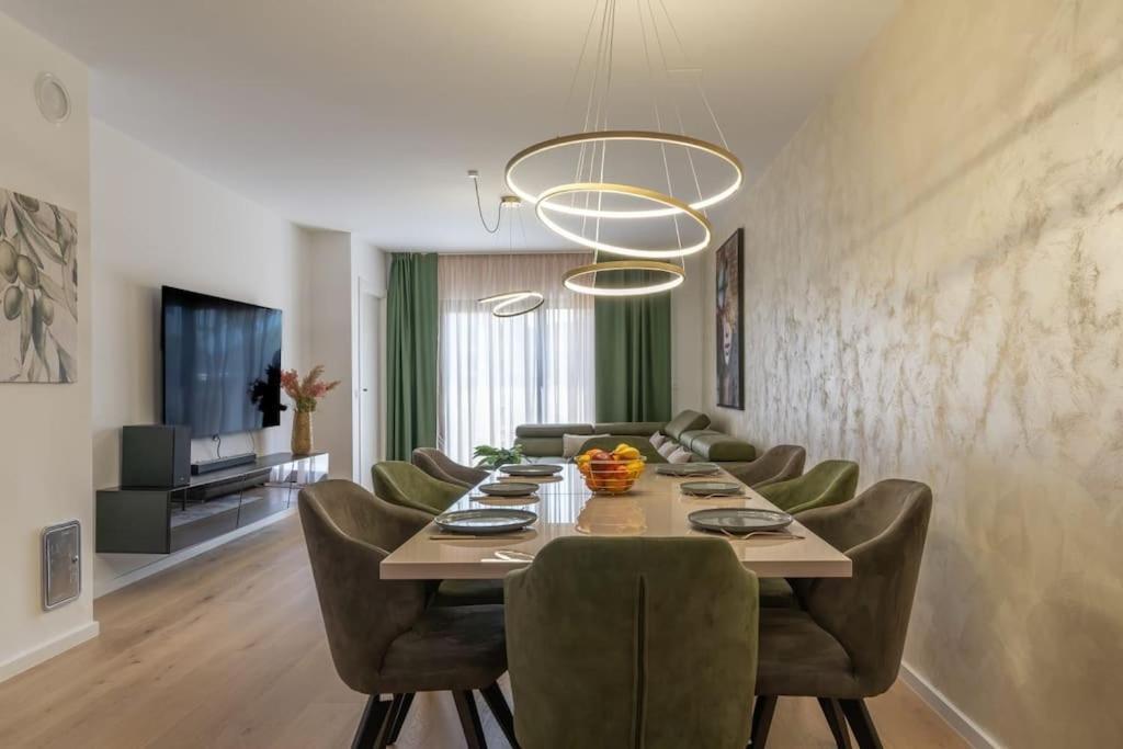 Capsula Luxury Apartment Umag Exterior photo